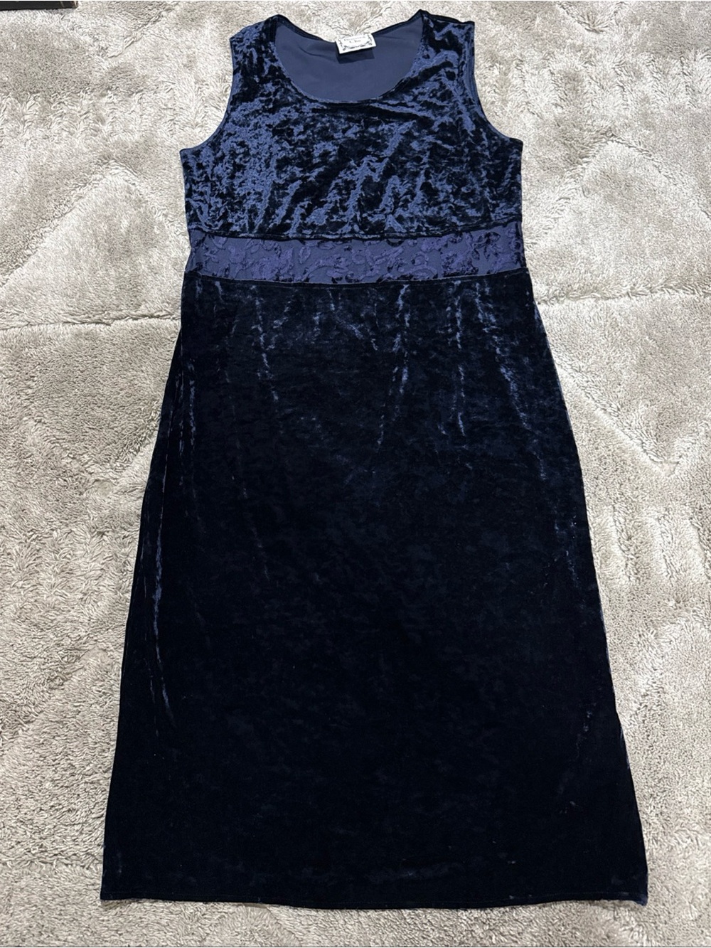 VGT Women’s Dark Blue Velvet Midi Dress with Sheer Lace Middle Sz:L